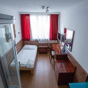 Attaché Hotel