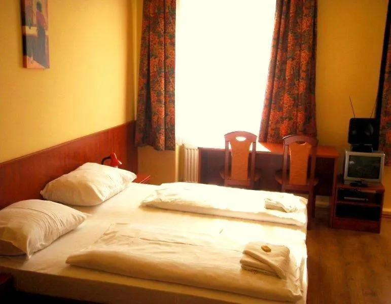 Hotel In Hernals Viena