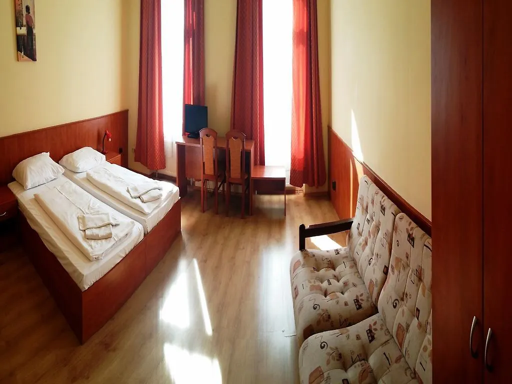 Hotel In Hernals Viena