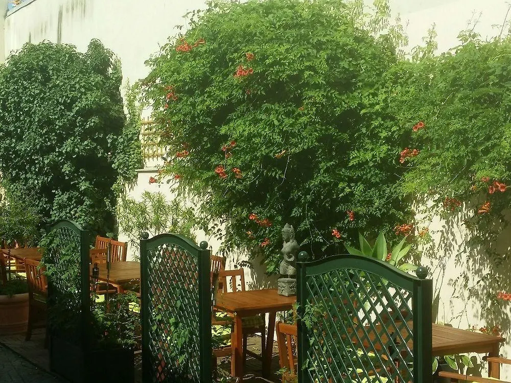 Hotel In Hernals Viena