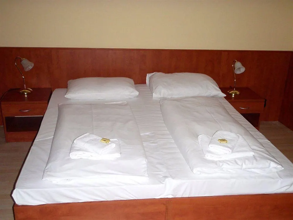 Hotel In Hernals Viena Austria