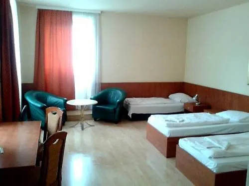 Hotel In Hernals Viena